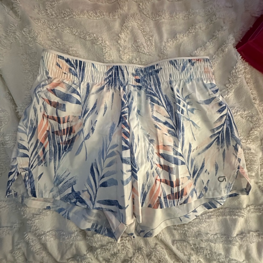 Running shorts